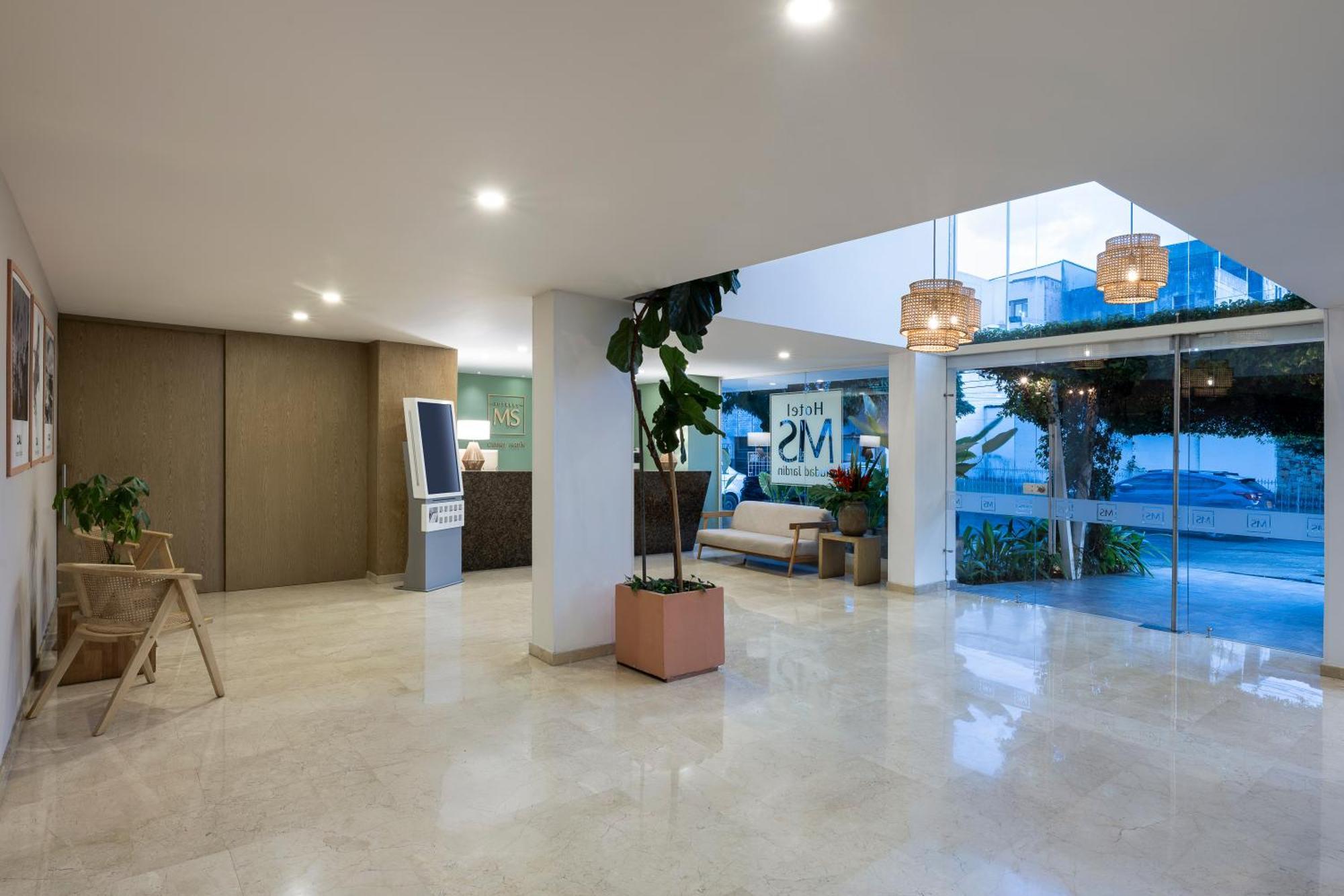 Hotel Ms Ciudad Jardin Cali Exterior photo